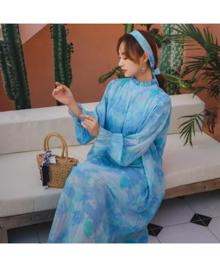 Wholesale 2022 Summer French Waist Gentle Dress Tie Dye Printed Sea Vacation Travel Retro Long Sleeve Blue Fairy Casual Dress