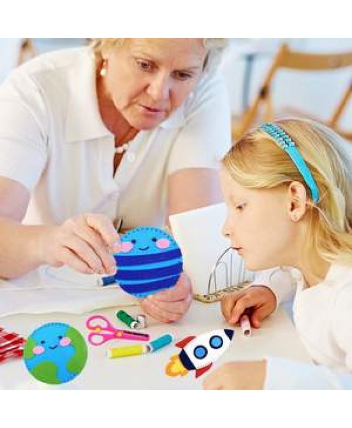 Premium Amazon hot sale kids arts and crafts educational toy first to learn sewing craft outer space planet DIY felt sewing kit