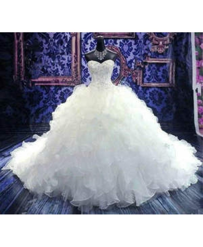 new style Luxury high-end custom wedding dress Princess dress pearl strapless Big trailing Bridal gown
