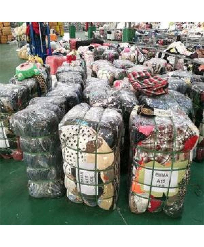 2022 used Clearance Women's clothes wholesale casual dresses T-shirts mixed packaging random delivery used stock clothing