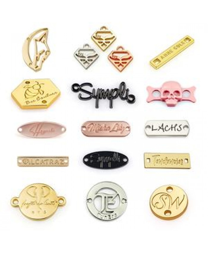 Hot Selling Purse Hardware Metal Plate Logo For Wallet, Clothing Bags Accessories Custom Sew Metal Letter Logo Label for Clothes